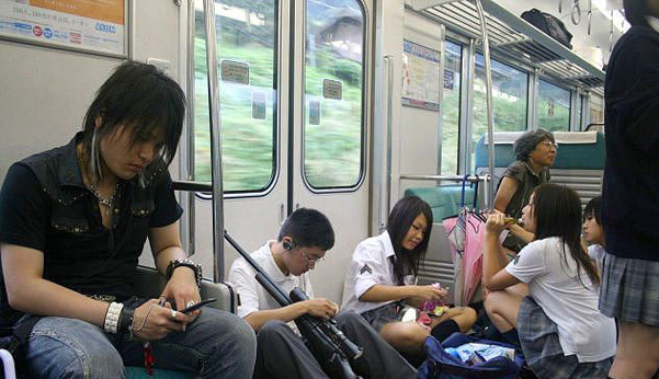 Toplu taşımada ilginç tipler