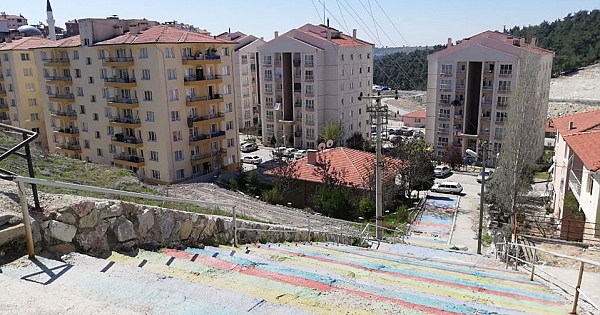 Yasak Günlerinde Gördes Sokakları
