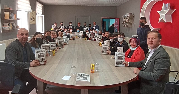 Gazeteci Yazar Ahmet İnce Öğrencilerle Buluştu