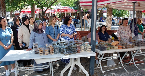 Gördes Halk Eğitim Merkezi Yılsonu Sergisi