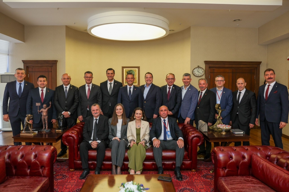 2024/04/1713803438_chp_il_baskani_ozalper_calistay-2.jpg