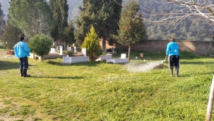 Mezarlıklarda Temizlik ve İlaçlama Çalışması