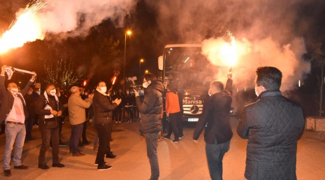 Manisa Futbol Kulübü 1.Lige Yükseldi