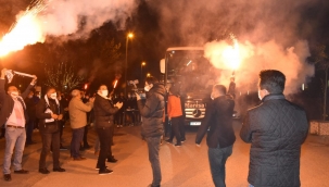 Manisa Futbol Kulübü 1.Lige Yükseldi