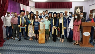 Meslek Yüksekokulunda Mezuniyet Heyecanı