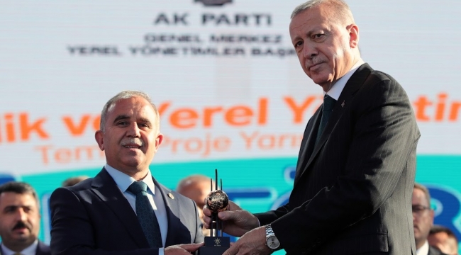 Cumhurbaşkanı Erdoğan'dan Başkan Akyol'a 1.'lik Ödülü