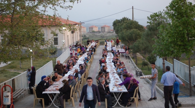 Meslek Lisesinden Anlamlı İftar Daveti