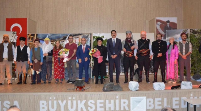 Manisa'da Asker Makbule Fırtınası