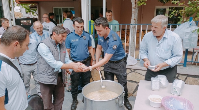 İlçe Emniyetten Aşure Hayrı