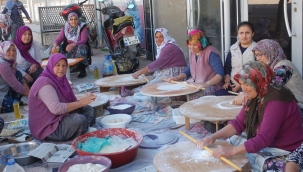 Yağmur İçin Oklava Salladılar