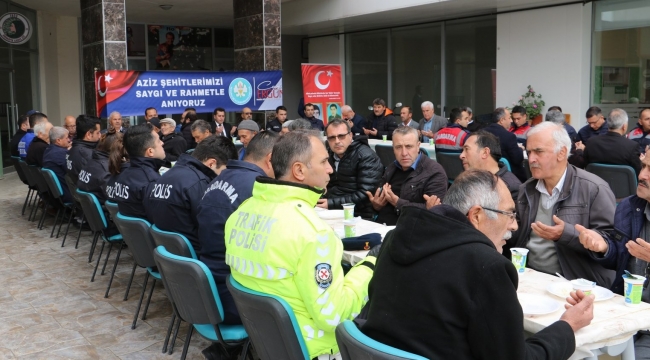 Gördesli Şehitler Saygıyla Anıldı