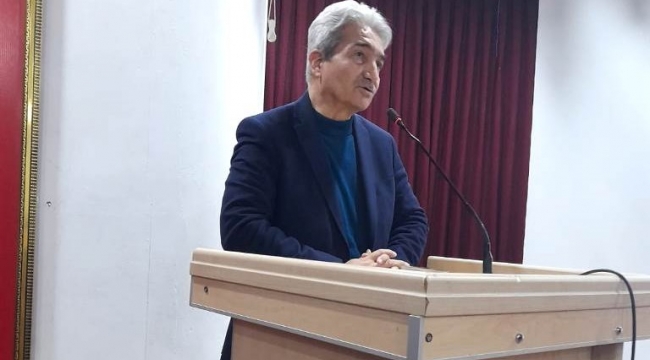 Prof.Dr.Şadi Eren'in Konferansına Yoğun İlgi