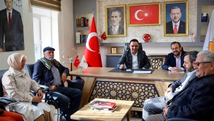 Baybatur: "Ak Parti Öncesi Türkiye Batının Emir Eri Gibiydi"