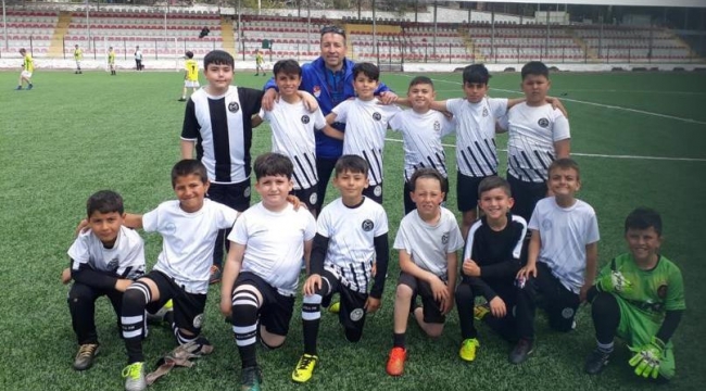 Manisa FK Gördes Futbol Okulu Çalışmalarına Devam Ediyor