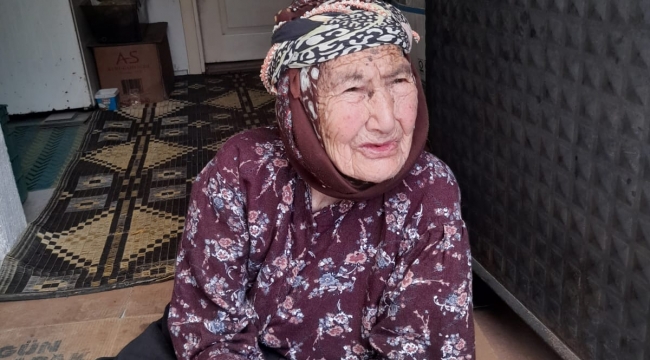 110 Yaşında Müthiş Hafızası Var
