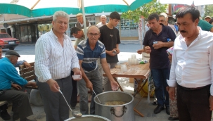 5 Eylül Mahallesi Aşure Hayrında 25.Yıl