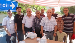 Cuma Mahallesinde Aşure Hayrı