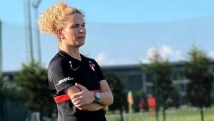 Kadın Futbol U-19 Milli Takımı Aytürk Hocaya Emanet