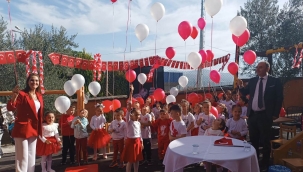 Miniklerden Coşkulu 100.Yıl Balosu