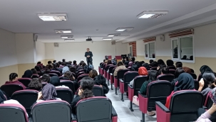 İmam Hatip Lisesinde Sıcak Bir Söyleşi