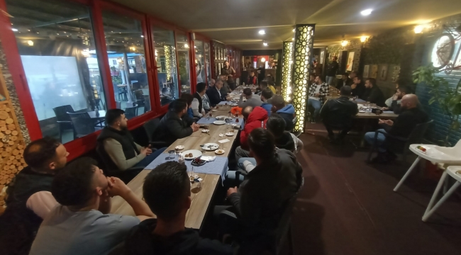 CHP Adayı Büke Gençlerle Bir Araya Geldi