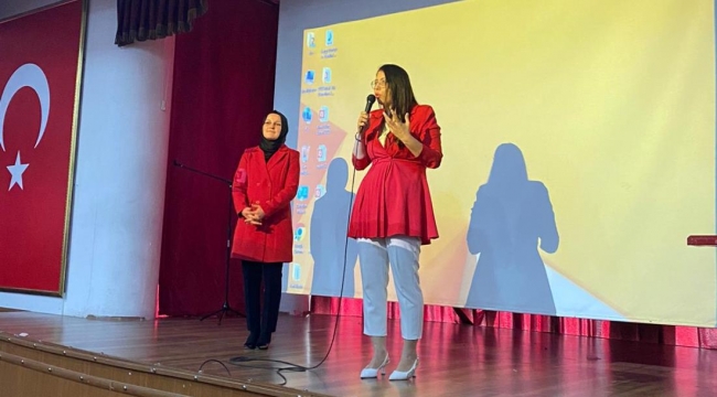 Lise Öğrencilerine Motivasyon Semineri