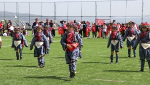 23 Nisan Kutlamalarında Büyük Coşku