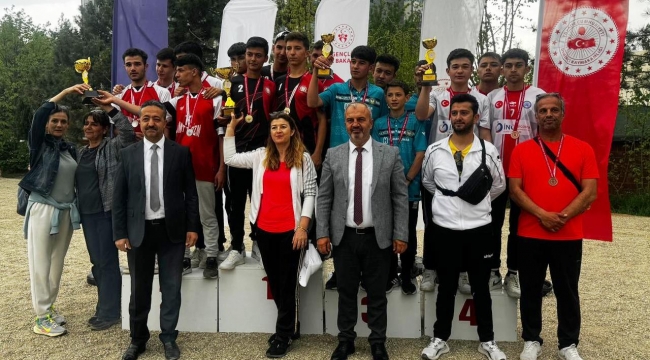 Bocce ve Okçuluk Takımlarımız Kupalarla Döndü