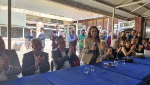 CHP İl Başkanı Özalper Gördes'te Bayramlaşma Programına Katıldı