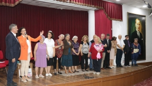 Bilge Çınarların Tiyatro Oyunu İlgiyle İzlendi