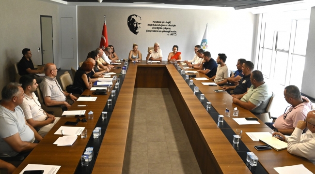 Sokak Hayvanları Komisyonu, İlçe Temsilcileriyle Toplandı