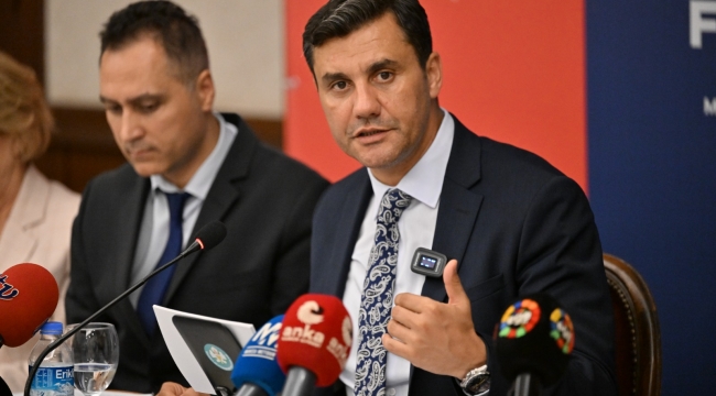 Başkan Zeyrek Sokak Hayvanlarıyla İlgili Yol Haritasını Açıkladı