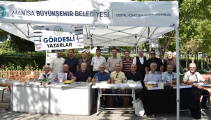 Gördesli Yazarlar Kitap Fuarında Okurlarıyla Bir Araya Geldi