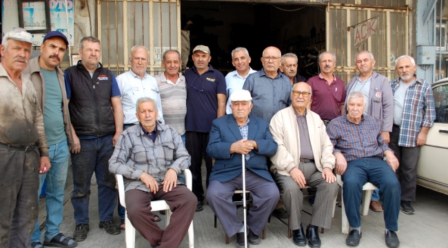 Sanayi Sitesinden Ustalar Geçti