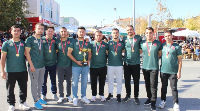 Futbol Turnuvasında Şampiyon Orman İşletme