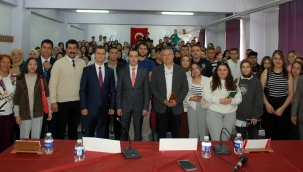 İlçe Protokolü Yüksekokul Öğrencileriyle Buluştu