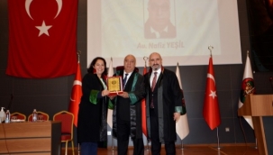 Manisa'nın İlk Kadın Baro Başkanı Malay Seçildi