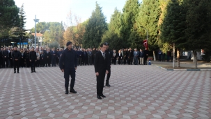 Ulu Önder Atatürk'ü Saygı ve Minnetle Andık