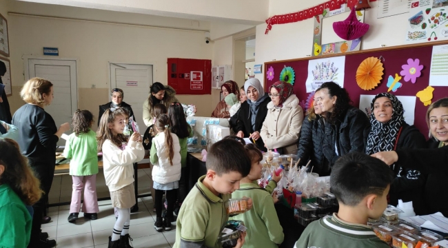 5 Eylül Öğrencilerinden Minik Girişimciler Pazarı