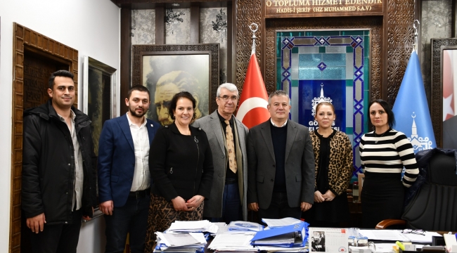 Sokak Hayvanları Komisyonu Demirci ve Gördes'te Toplandı