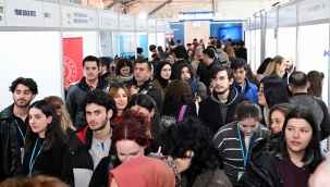 EGEKAF'25 Kariyer Fuarına Yoğun İlgi