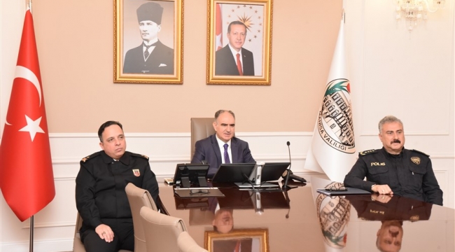 Vali Özkan, Şubat Ayı Güvenlik Konularını Değerlendirdi