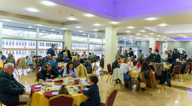 Ankara'daki Manisalılar İftar Davetinde Bir Araya Geldi