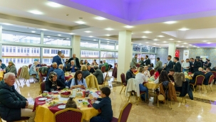 Ankara'daki Manisalılar İftar Davetinde Bir Araya Geldi