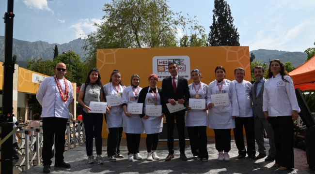 Gördes MTAL Yemek Yarışmasında 2. Oldu