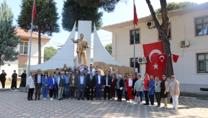 Gördes CHP'den 19 Mayıs Kutlaması