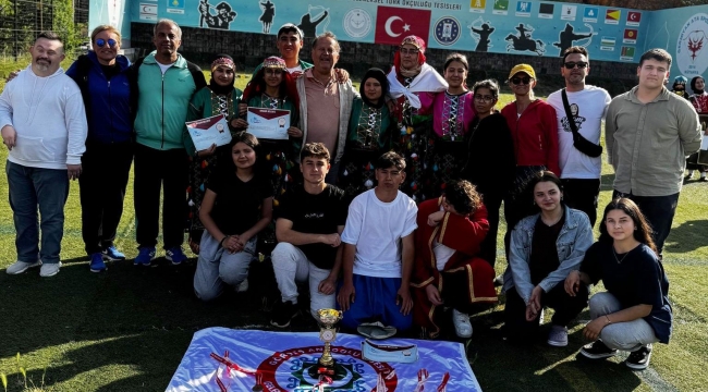 Okçu Kızlarımız Başarıyla Döndü