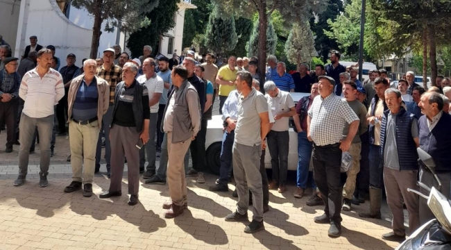 Çiçekli Halkının Belediyeye Su Tepkisi