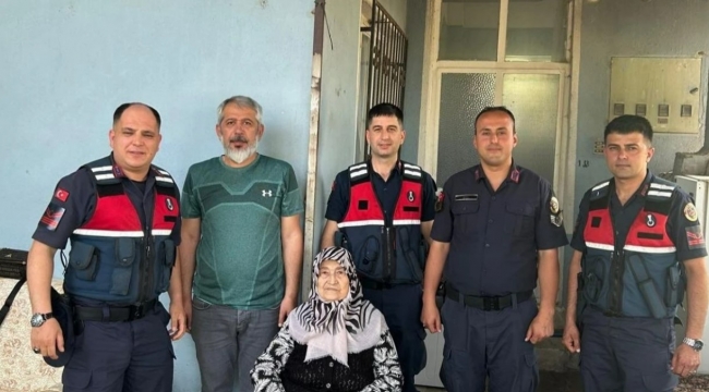 Jandarmadan Şehit Ailelerine Bayram Ziyareti