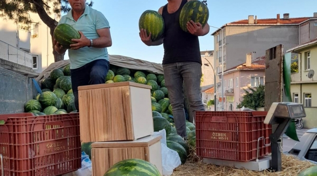 Karpuz 15 TL Kalmıyor Ha!